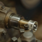 Игровой автомат Mustang Gold с золотыми символами и лошадьми